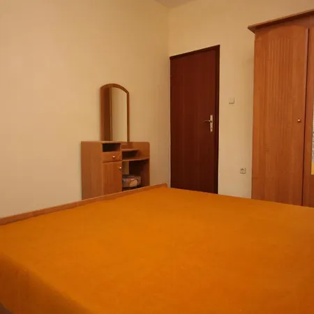 Apartment - Mulo 6155b